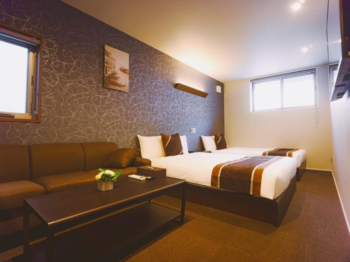 Grand Base Hakata Bay Aparthotel Fukuoka  Exterior foto
